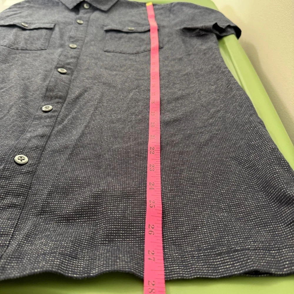 Banana Republic Luxury Touch Button Blue Short Sleeve Shirt Men’s Size Large